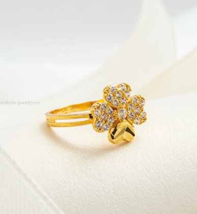 Gần 900 đường ở TP HCM đủ điều kiện 'cho thuê' vỉa hè 2